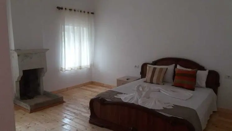 Üç Kişilik Oda, Özel Banyo