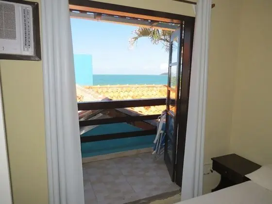 Tek Büyük Yataklı Oda, Balkon, Kısmi Deniz Manzaralı