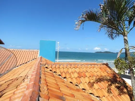 Tek Büyük Yataklı Oda, Balkon, Kısmi Deniz Manzaralı