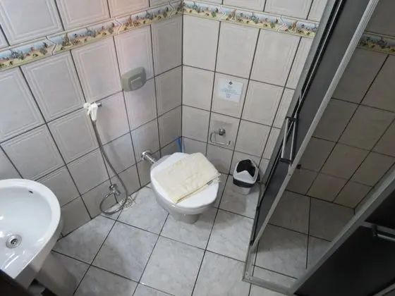 Tek Büyük Yataklı Oda, Manzarasız