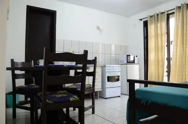 Üç Kişilik Oda, Balkon, Kısmi Deniz Manzaralı