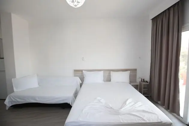 Üç Kişilik Oda, Balkon