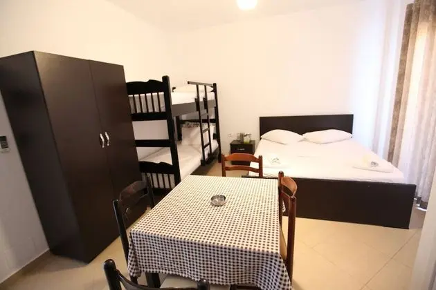 Dört Kişilik Oda, Balkon