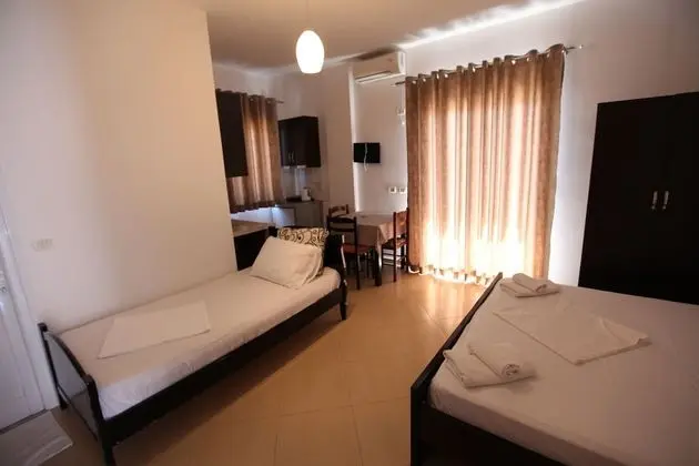 Üç Kişilik Oda, Balkon
