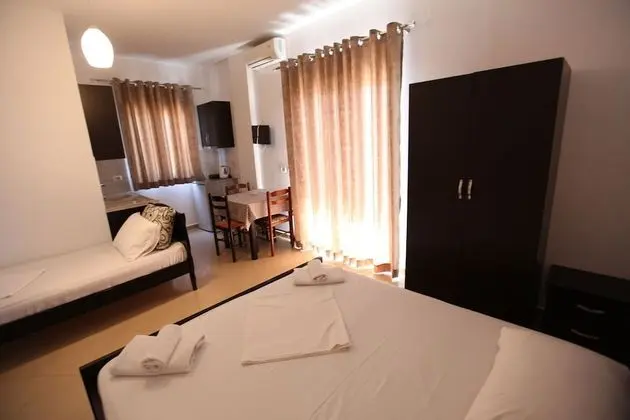 Üç Kişilik Oda, Balkon