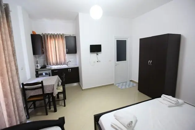 Üç Kişilik Oda, Balkon
