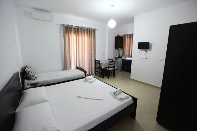 Üç Kişilik Oda, Balkon