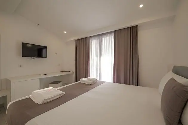 Deluxe Tek Büyük veya İki Ayrı Yataklı Oda, Deniz Manzaralı