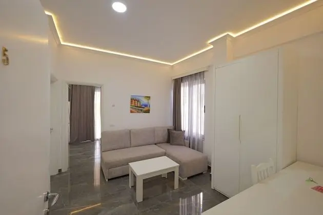 Dört Kişilik Oda, Deniz Manzaralı