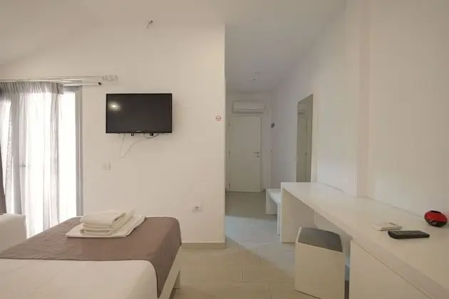 Üç Kişilik Oda, Balkon