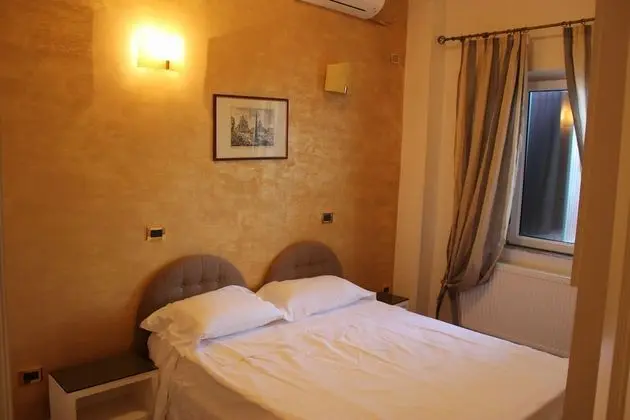 Double or Twin Room with Sea View