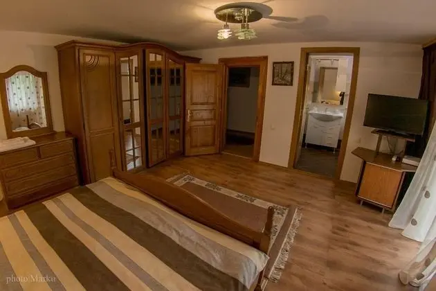 Family Villa, Balkon (9 rooms/ 8 bathrooms)