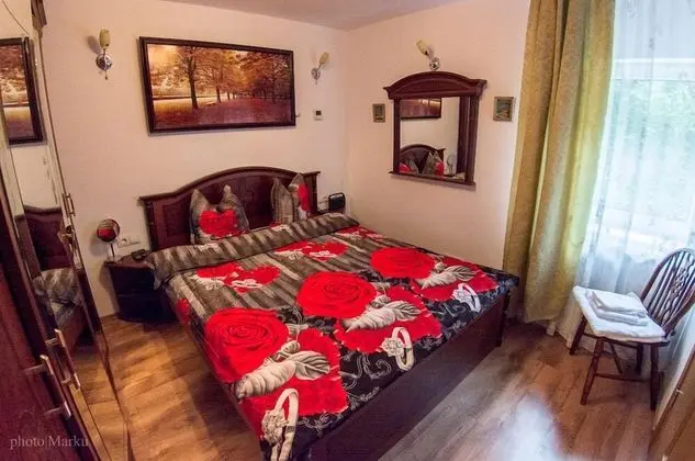Family Villa, Balkon (9 rooms/ 8 bathrooms)