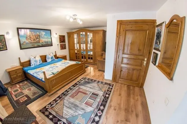 Family Villa, Balkon (9 rooms/ 8 bathrooms)