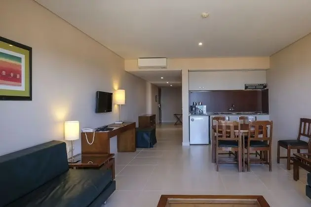Junior Süit, Avlu Manzaralı (2 Adults + 2 Children)
