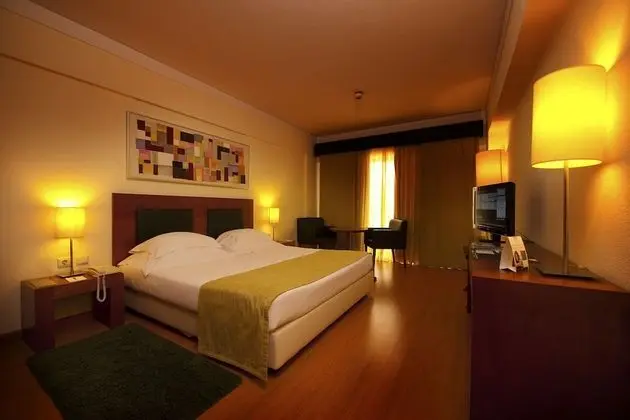 İki Ayrı Yataklı Oda (2 Adults + 1 Child)