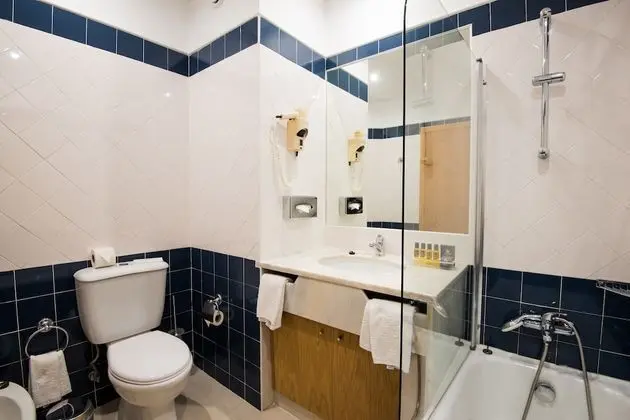 İki Ayrı Yataklı Oda (Extra Bed, 2 Adults + 1 Child)