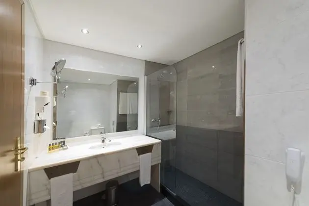 Superior İki Ayrı Yataklı Oda (Single Use)