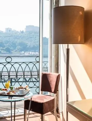 Tek Kişilik Oda, Nehir Manzaralı