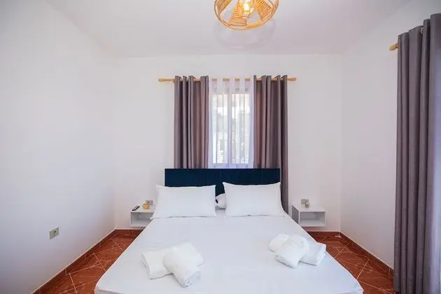 Tek Büyük Yataklı Oda, Balkon