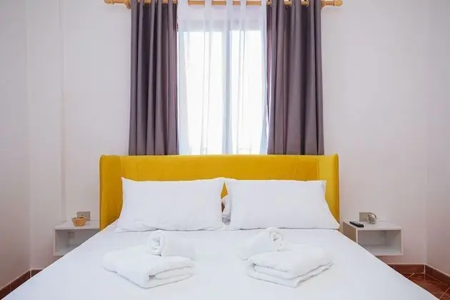 Tek Büyük Yataklı Oda, Balkon