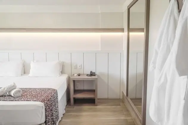 Luxury Tek Büyük Yataklı Oda