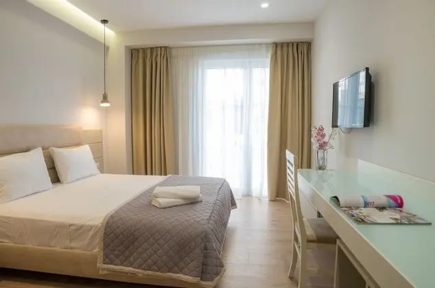 Deluxe Tek Büyük Yataklı Oda, Balkon, Deniz Manzaralı