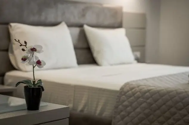 Deluxe Tek Büyük Yataklı Oda, Balkon, Deniz Manzaralı