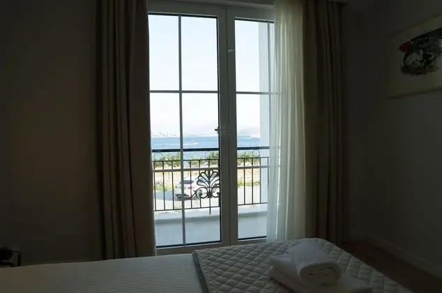 Deluxe Tek Büyük Yataklı Oda, Balkon, Deniz Manzaralı