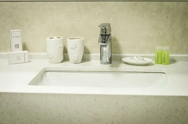 Deluxe Tek Büyük Yataklı Oda, Balkon, Deniz Manzaralı