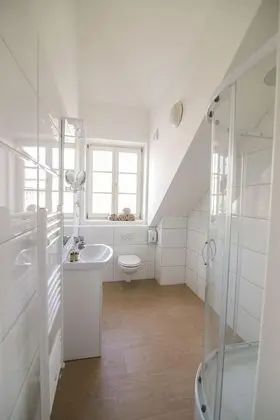 Tek Büyük veya İki Ayrı Yataklı Oda, 2 Tek Kişilik Yatak, Sigara İçilmez