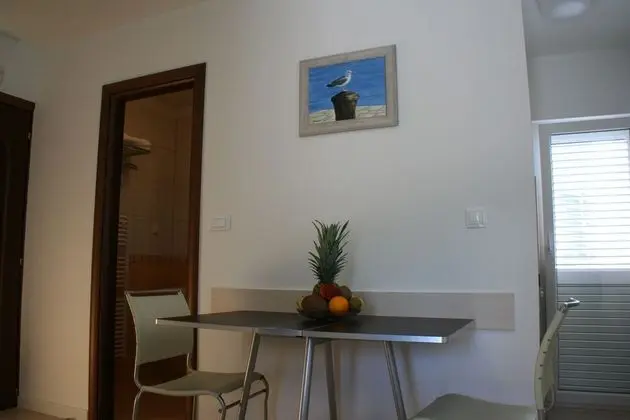 Apart Daire, 1 Yatak Odası, Havuz Manzaralı