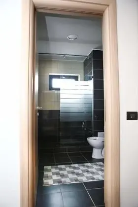 Tek Büyük Yataklı Oda, Balkon
