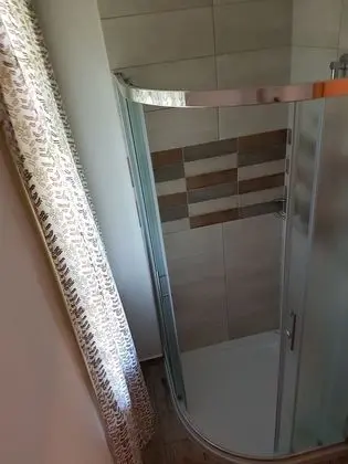 Traditional Tek Kişilik Oda, 1 Tek Kişilik Yatak, Ortak Banyo, Bahçe Manzaralı