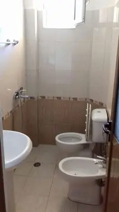 Üç Kişilik Oda