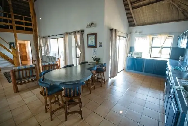 Basic Villa, Deniz Manzaralı (Casa 3)
