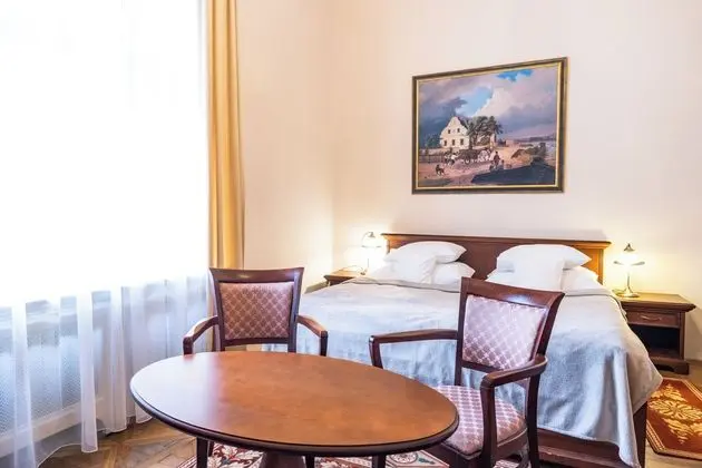 Historic Double Room, Shared Bathroom