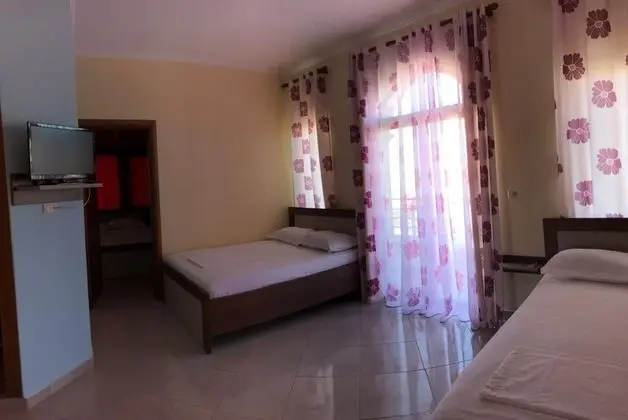 Tek Büyük Yataklı Oda (6)