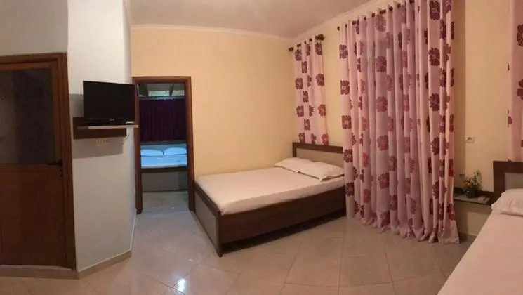 Tek Büyük Yataklı Oda (6)