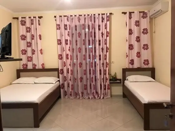 Tek Büyük Yataklı Oda (6)