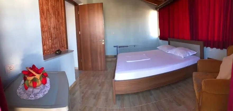 Tek Büyük Yataklı Oda (6)