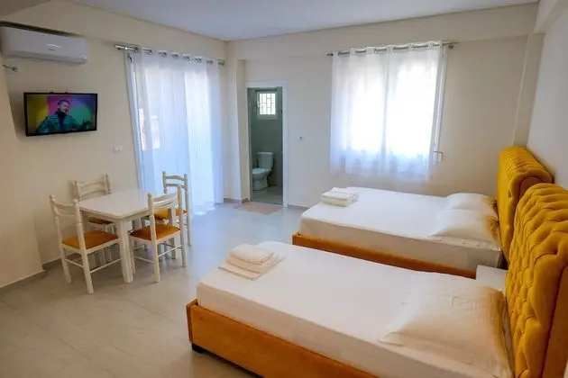 Üç Kişilik Oda, Balkon
