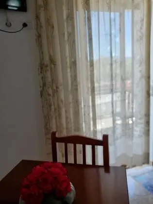 Tek Büyük Yataklı Oda, Balkon