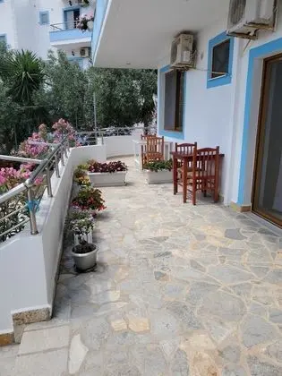 Tek Büyük Yataklı Oda, Balkon