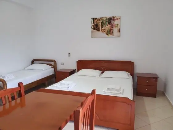 Üç Kişilik Oda, Balkon