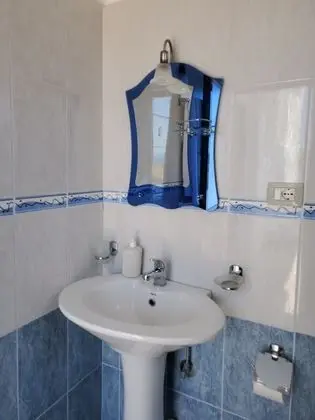 Üç Kişilik Oda, Balkon