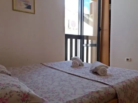 Tek Büyük Yataklı Oda, 1 Çift Kişilik Yatak