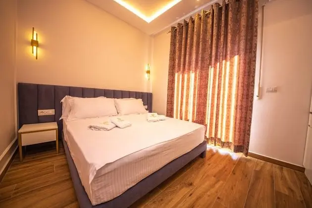 Tek Büyük Yataklı Oda, Balkon