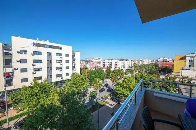 Tek Büyük Yataklı Oda, Balkon