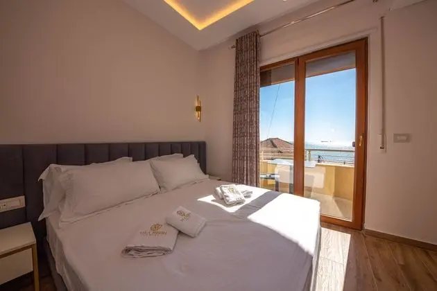Tek Büyük Yataklı Oda, Balkon, Deniz Manzaralı